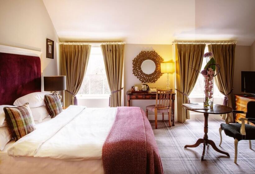 בית מלון כפרי Townhouse On The Green