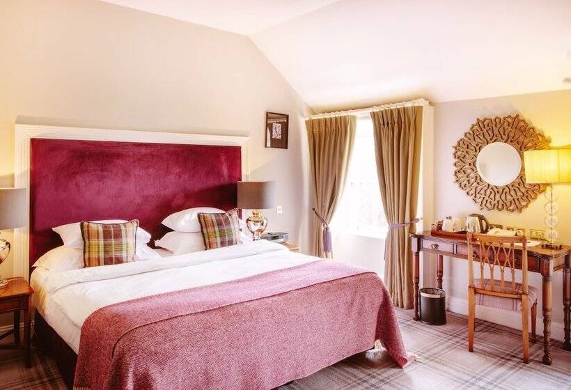 בית מלון כפרי Townhouse On The Green