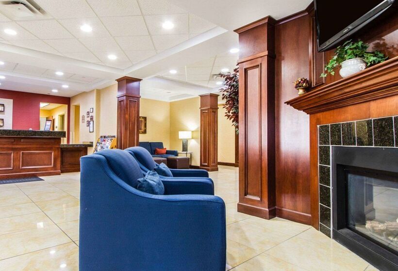 Отель Comfort Inn & Suites Scarborough Portland