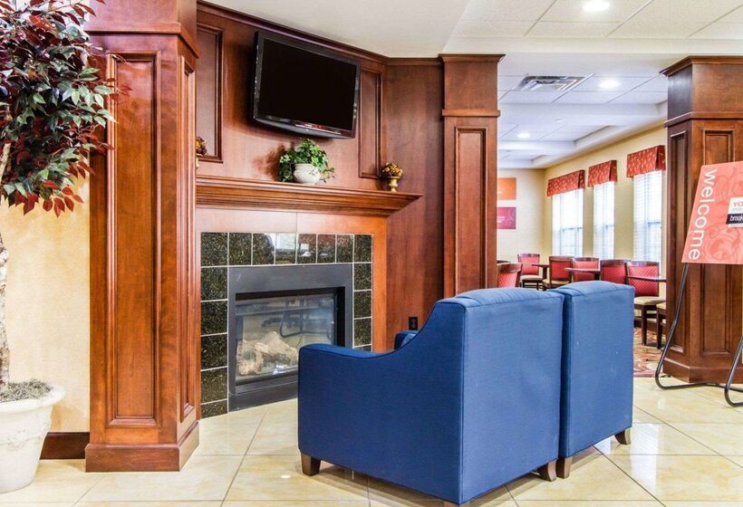 Отель Comfort Inn & Suites Scarborough Portland
