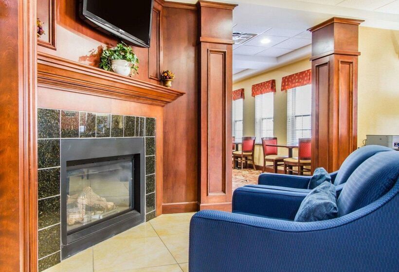 Отель Comfort Inn & Suites Scarborough Portland