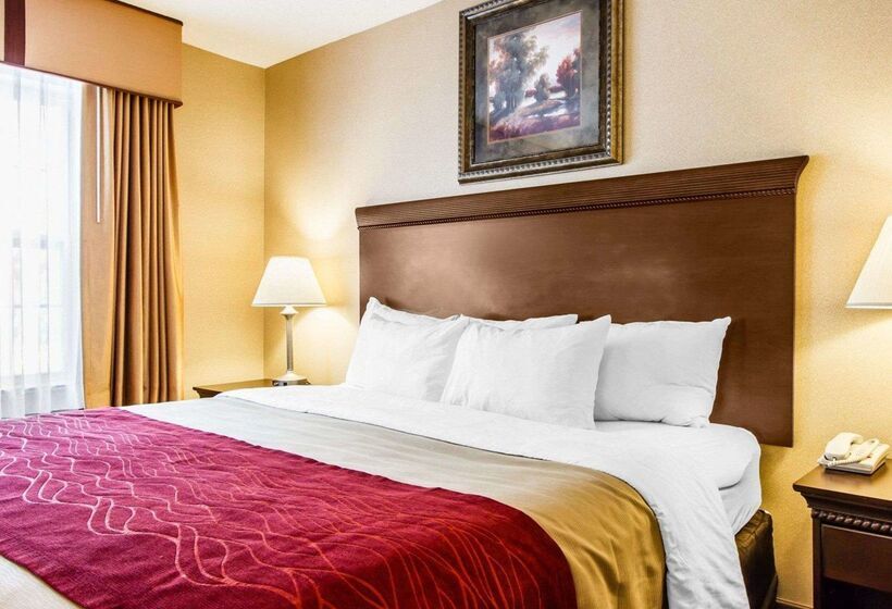 Отель Comfort Inn & Suites Scarborough Portland