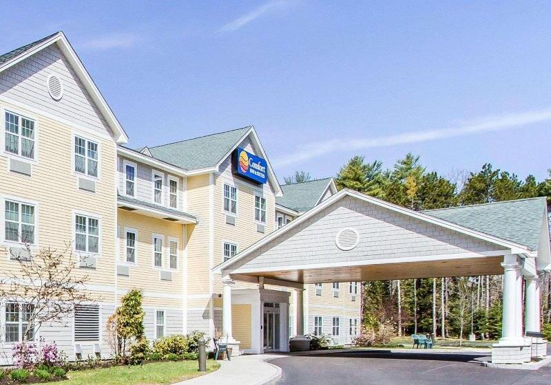 Отель Comfort Inn & Suites Scarborough Portland