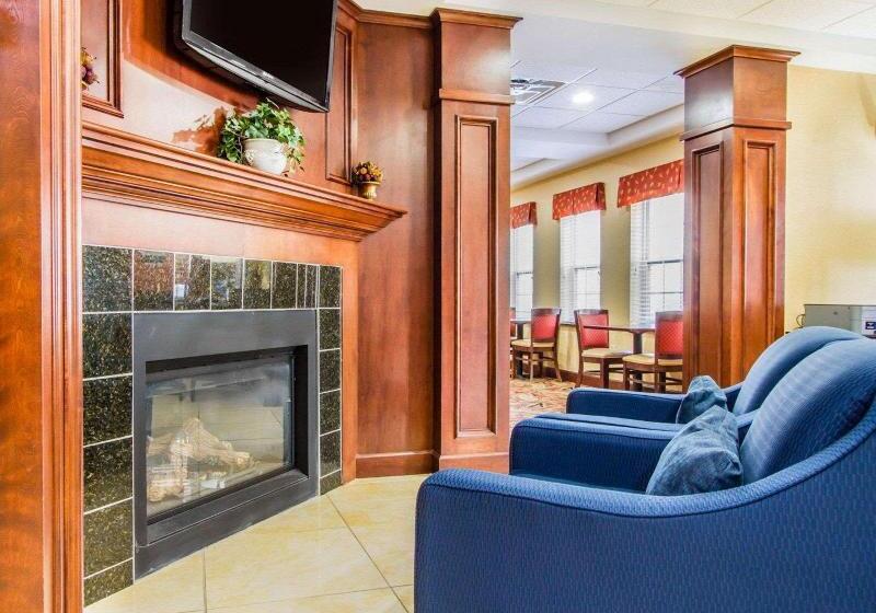 Отель Comfort Inn & Suites Scarborough Portland