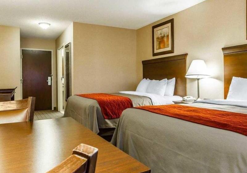 Отель Comfort Inn & Suites Scarborough Portland