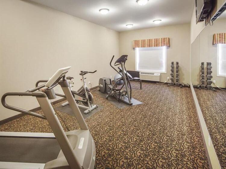 فندق Prairie Moon Inn Sylvan Lake