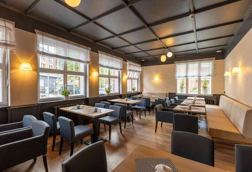 Comfort Hotel Tom Kyle