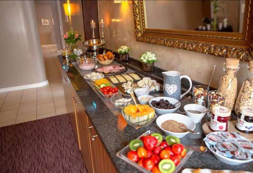 Comfort Hotel Tom Kyle