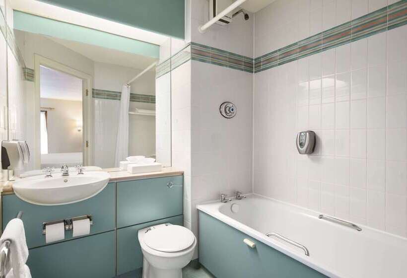 Hotel Days Inn Lockerbie   Annandale Water