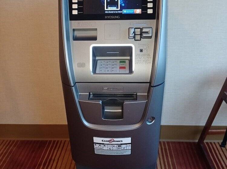 هتل Days Inn By Wyndham Semmes Mobile