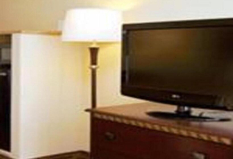 هتل Days Inn By Wyndham Semmes Mobile