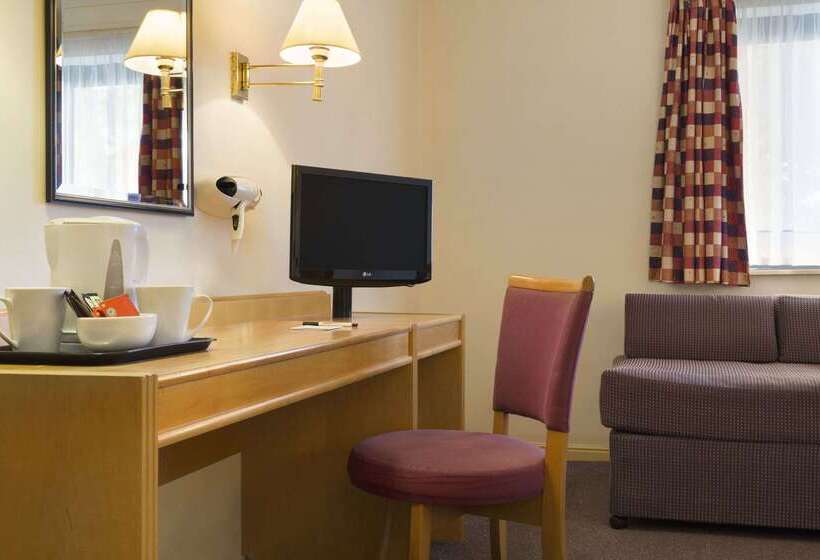 בית מלון כפרי Days Inn Taunton