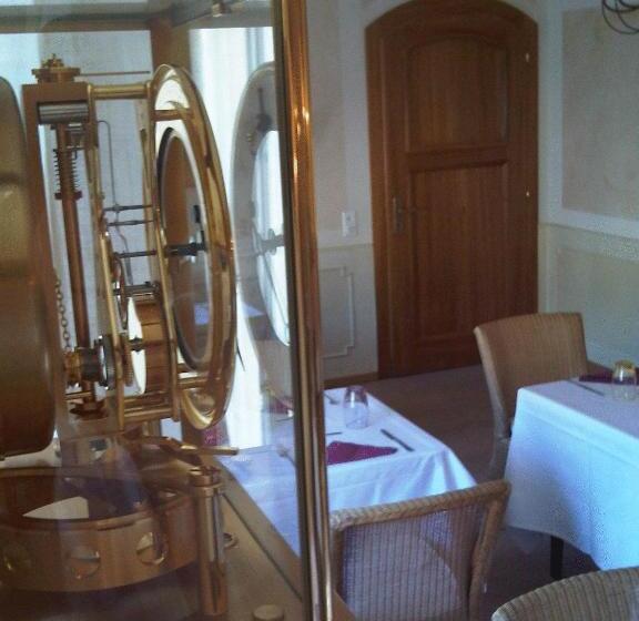 Отель De La Lande