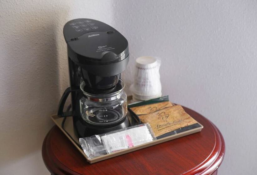 Destiny Palms Hotel Maingate West