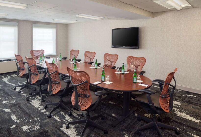 Doubletree Suites By Hilton Hotel Detroit Downtown Fort Shelby