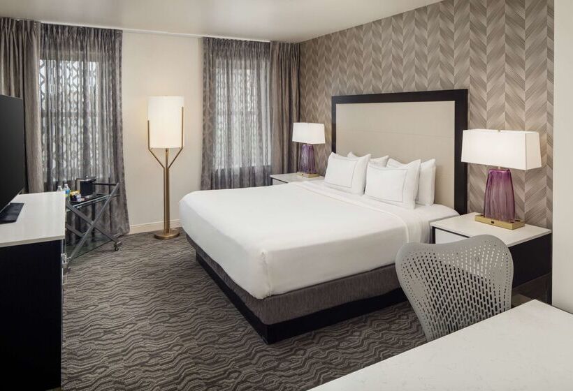 Doubletree Suites By Hilton Hotel Detroit Downtown Fort Shelby