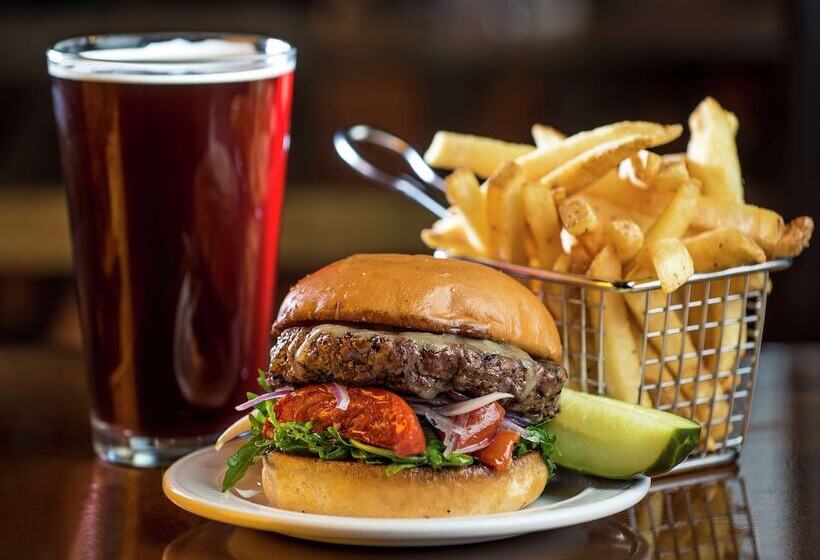 Doubletree Suites By Hilton Hotel Detroit Downtown Fort Shelby