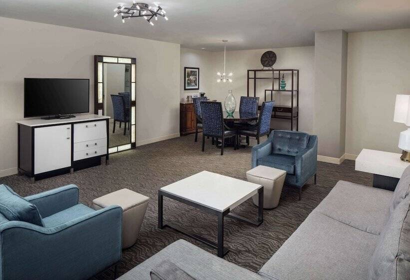 Doubletree Suites By Hilton Hotel Detroit Downtown   Fort Shelby