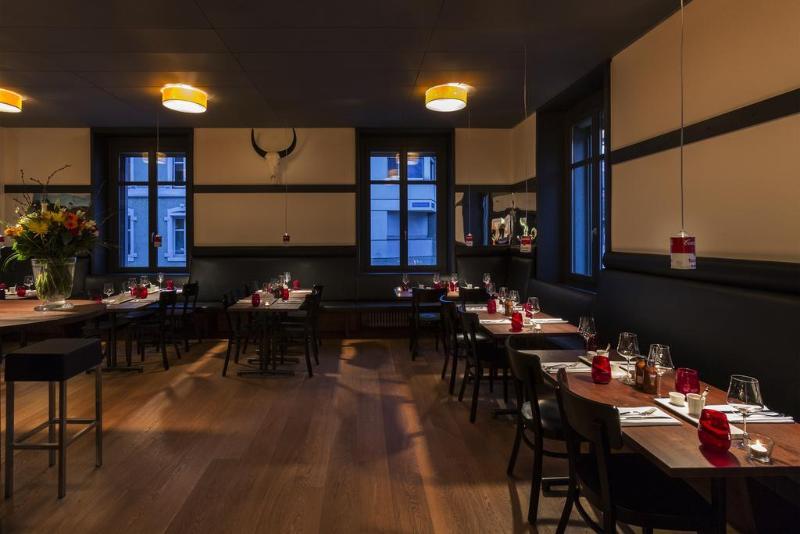 Easyhotel Basel   Self Service And Self Check In