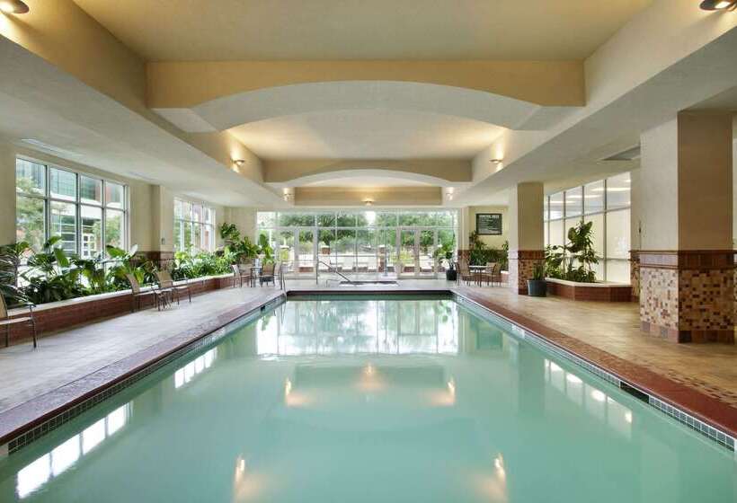 호텔 Embassy Suites By Hilton Charleston Airport Convention Ctr