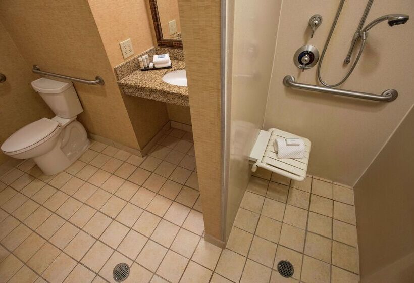 ホテル Embassy Suites By Hilton Charlotte Concord Golf Resort & Spa