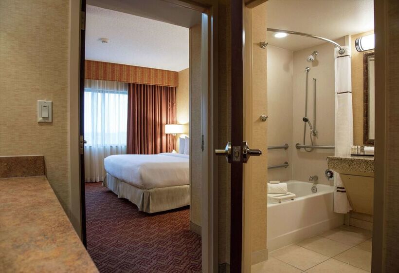 هتل Embassy Suites By Hilton Charlotte Concord Golf Resort & Spa