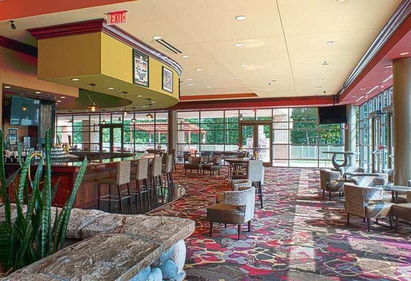 ホテル Embassy Suites By Hilton Charlotte Concord Golf Resort & Spa