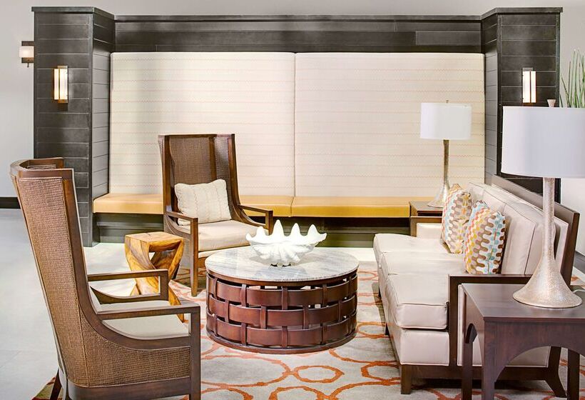 هتل Embassy Suites By Hilton Destin Miramar Beach
