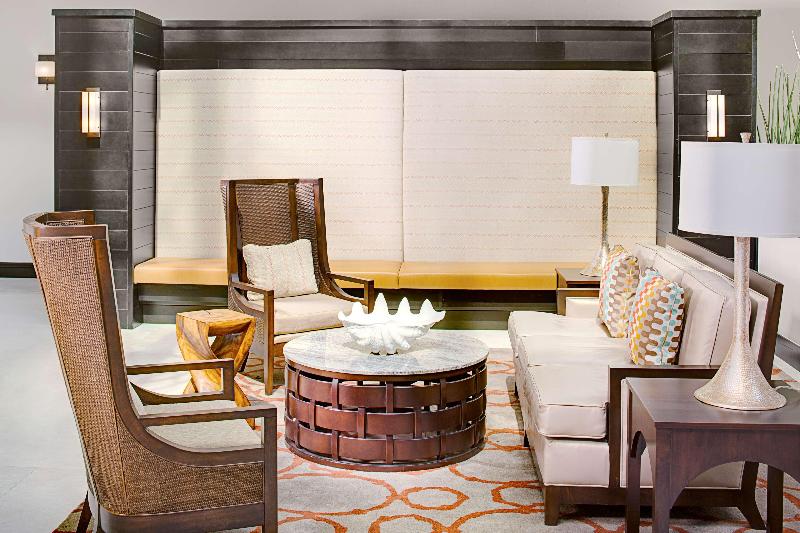 هتل Embassy Suites By Hilton Destin Miramar Beach