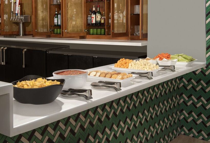 Отель Embassy Suites By Hilton Dulles North Loudoun