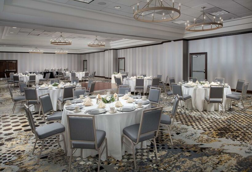 Отель Embassy Suites By Hilton Dulles North Loudoun