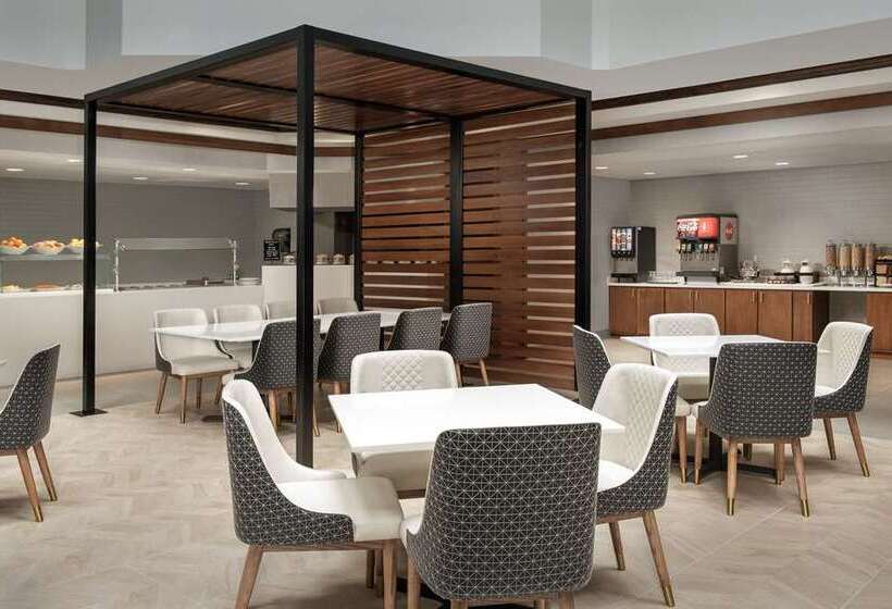 Отель Embassy Suites By Hilton Dulles North Loudoun