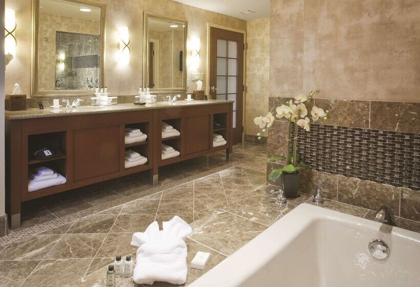 Embassy Suites By Hilton Norman Hotel & Conference Center