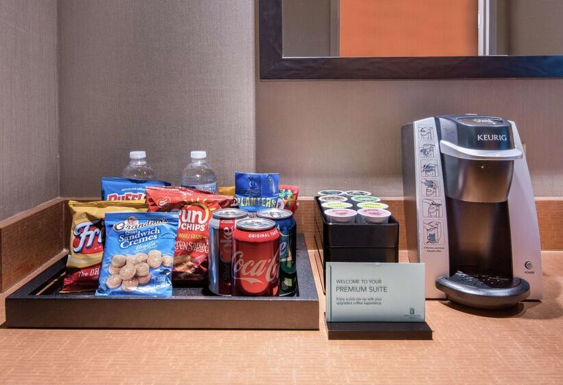 هتل Embassy Suites By Hilton St. Louis St. Charles