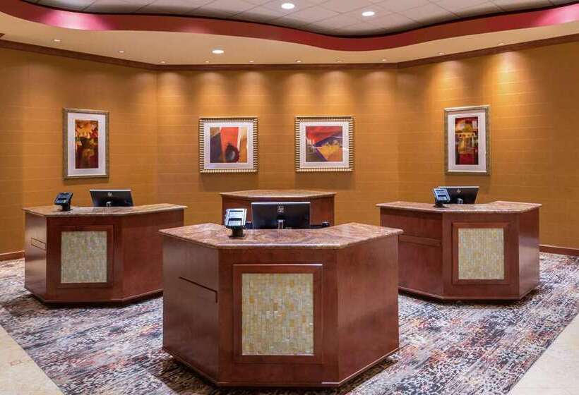 فندق Embassy Suites By Hilton St. Louis St. Charles
