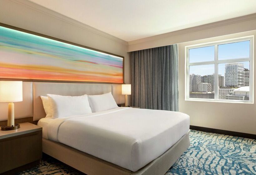 فندق Embassy Suites By Hilton Tampa Downtown Convention Center