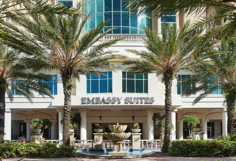 فندق Embassy Suites By Hilton Tampa Downtown Convention Center