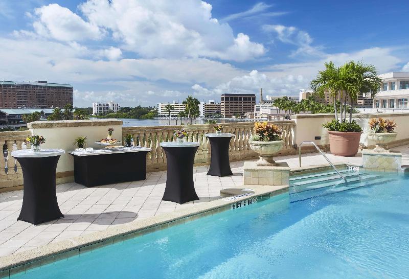 فندق Embassy Suites By Hilton Tampa Downtown Convention Center