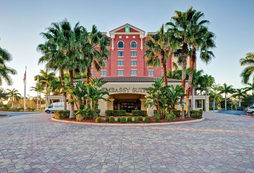 فندق Embassy Suites By Hilton Fort Myers Estero