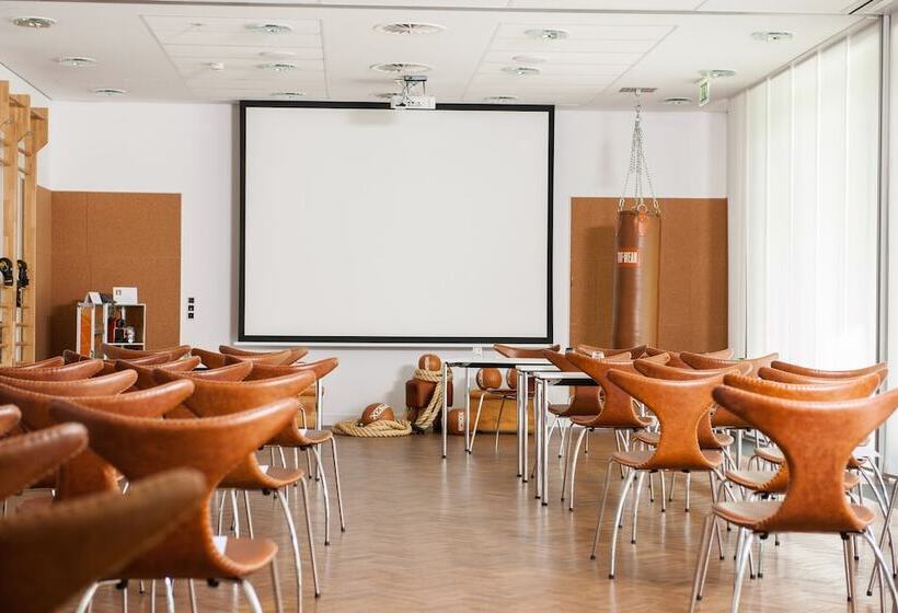 酒店 Esplanade Resort & Spa  Adults Only