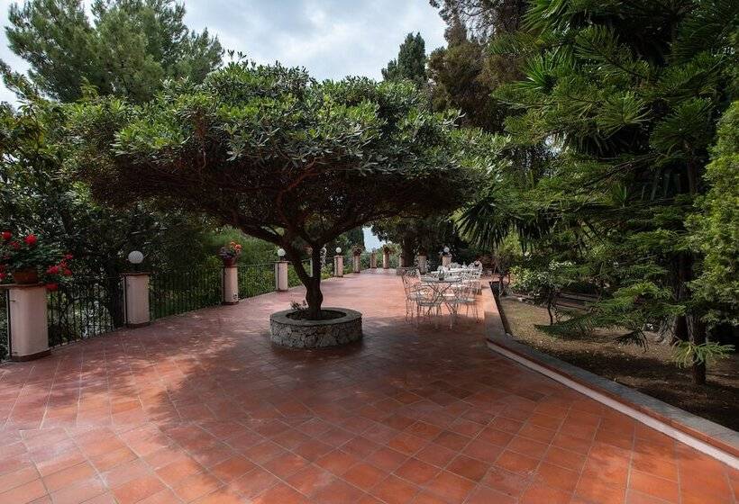 فندق Excelsior Palace