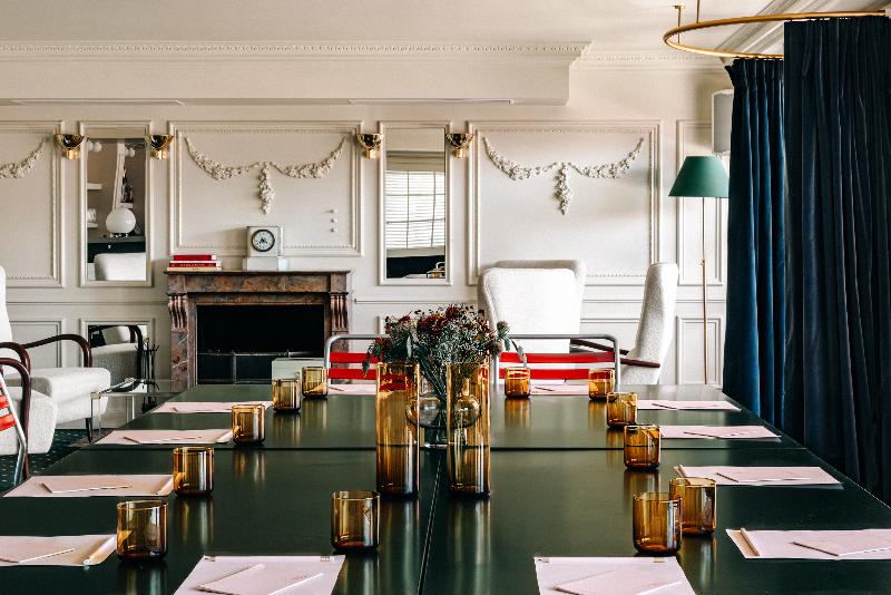 فندق Experimental Chalet