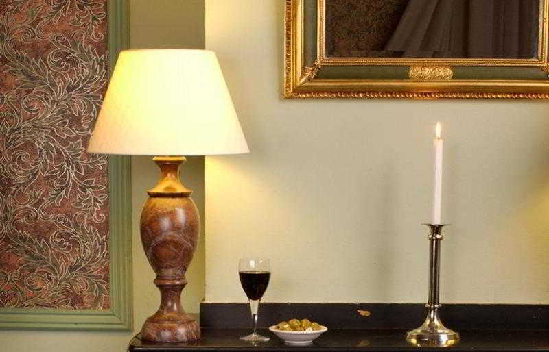 هتل Fidder Patrick S Whisky Bar