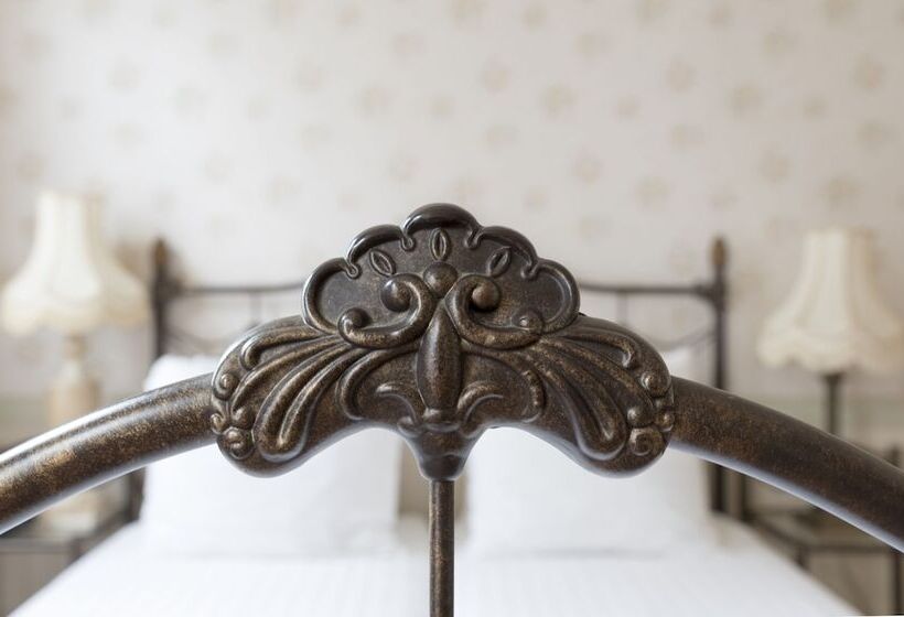 هتل Fidder Patrick S Whisky Bar