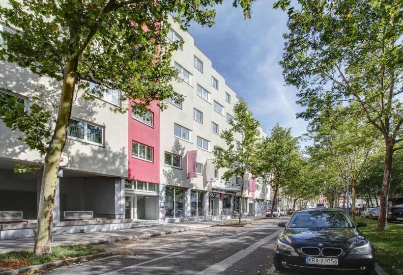 호텔 Fourside  & Suites Vienna