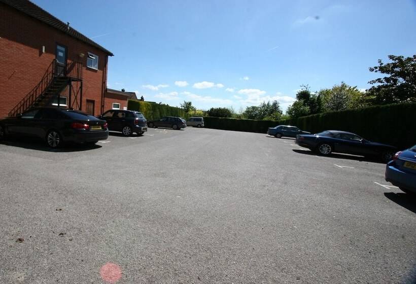 Отель Grange Moor