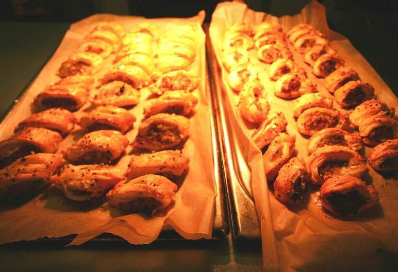 Отель Grange Moor