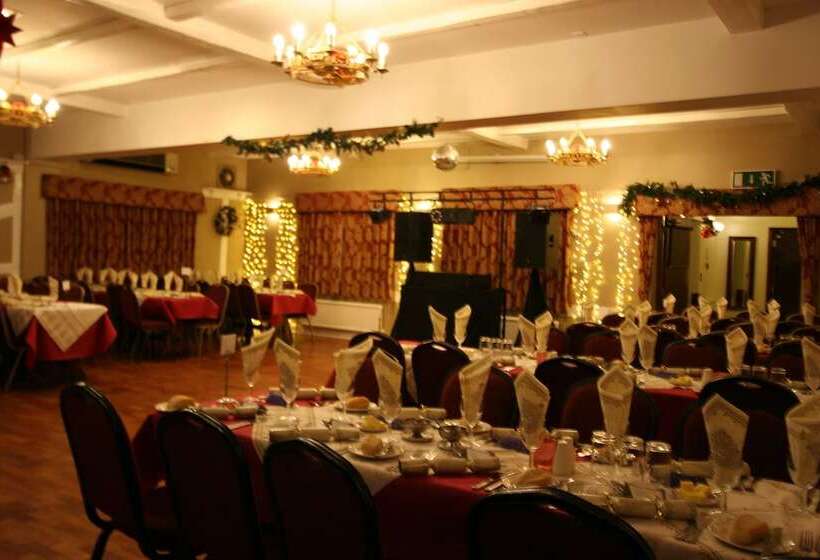 Отель Grange Moor