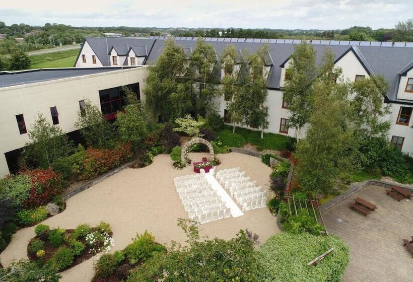 Great National Hotel Ballina