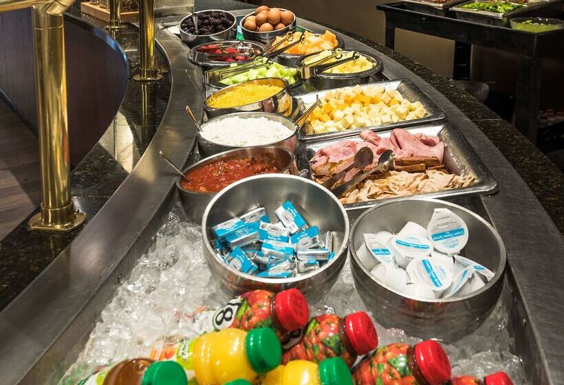 هتل Hilton Baton Rouge Capitol Center